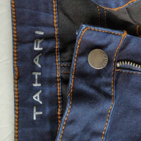 Tahari Distressed Whiskering Dark Wash Jeans 4/27 Dark Wash Blue - Picture 3 of 15